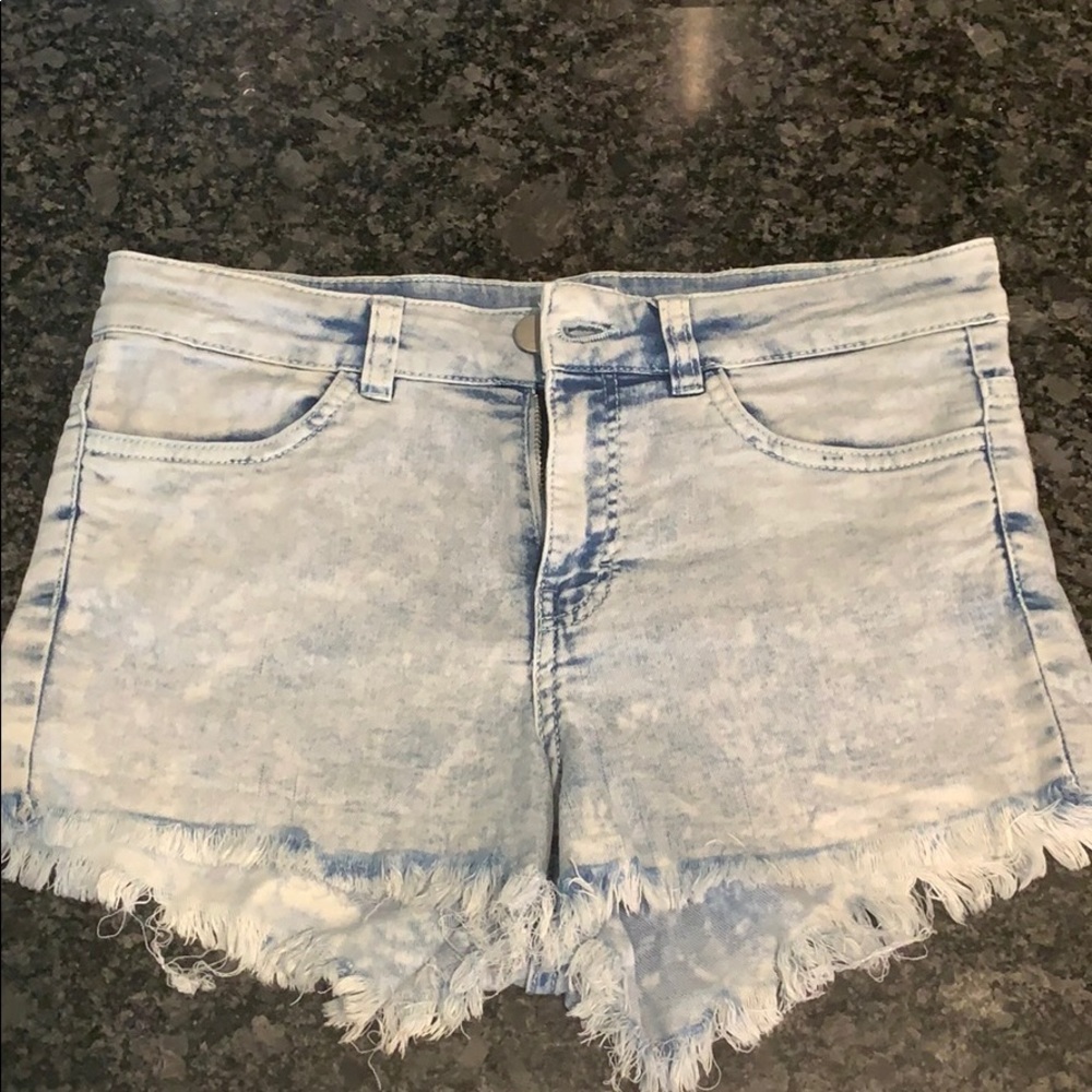 H&M | Acid Washed Denim Shorts